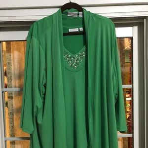 Beautiful 2-piece tank and cardigan 3X